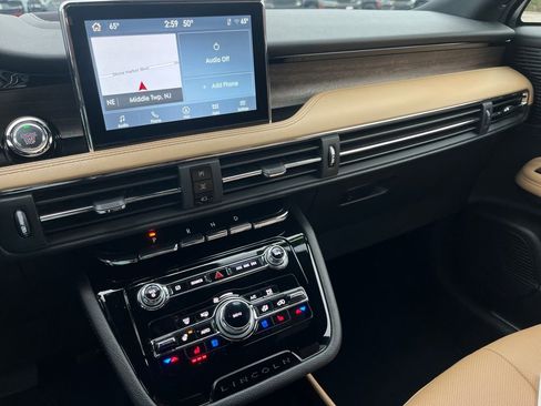 Certified 2022 Lincoln Corsair Reserve w/ Equipment Group 201A image 15