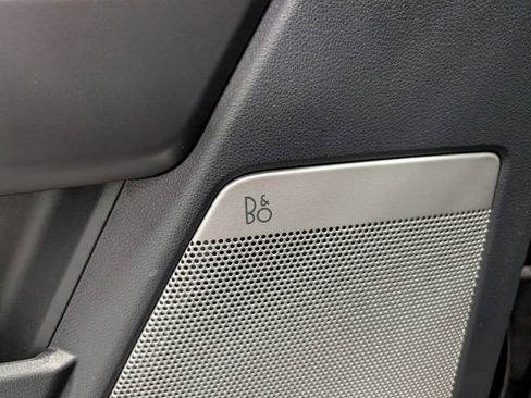 Used 2025 Ford F150 Lariat w/ Equipment Group 501A Mid image 15