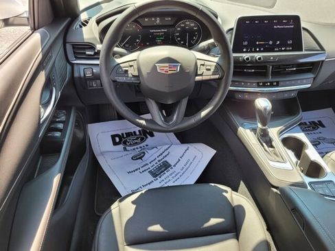 Used 2025 Cadillac CT4 Premium Luxury image 9