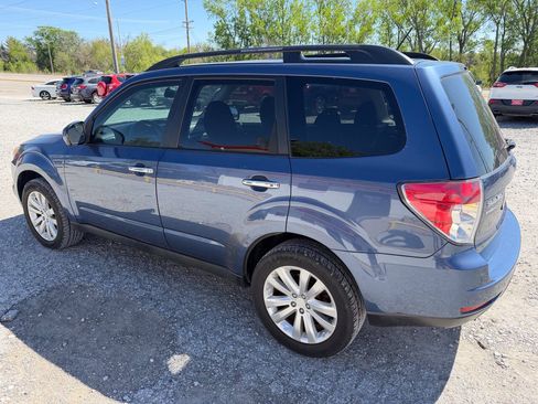Used 2012 Subaru Forester 2.5X Premium w/ All-Weather Pkg AWD/4WD image 5