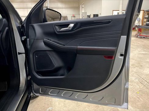 Certified 2023 Ford Escape ST-Line Elite image 22