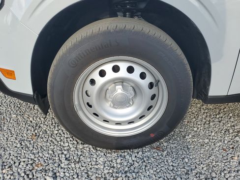 New 2025 Ford Maverick XL w/ Equipment Group 102A image 6