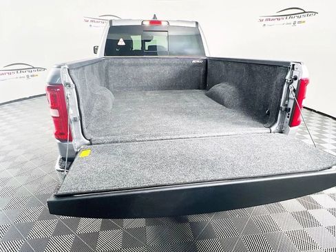Used 2025 RAM 1500 Laramie AWD/4WD image 26