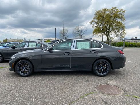 New 2026 BMW 330i xDrive Sedan w/ Premium Package AWD/4WD image 4