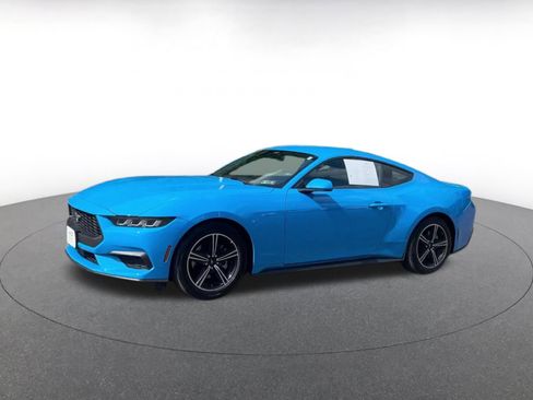 Used 2024 Ford Mustang Premium image 8