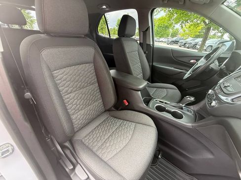 Used 2020 Chevrolet Equinox LT AWD/4WD image 25