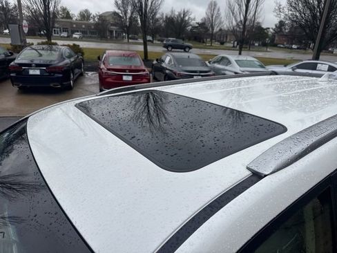 Used 2018 Lexus GX 460 Premium w/ Premium Package image 10