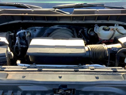 Used 2019 Chevrolet Silverado 1500 Custom Trail Boss w/ Custom Convenience Package image 31