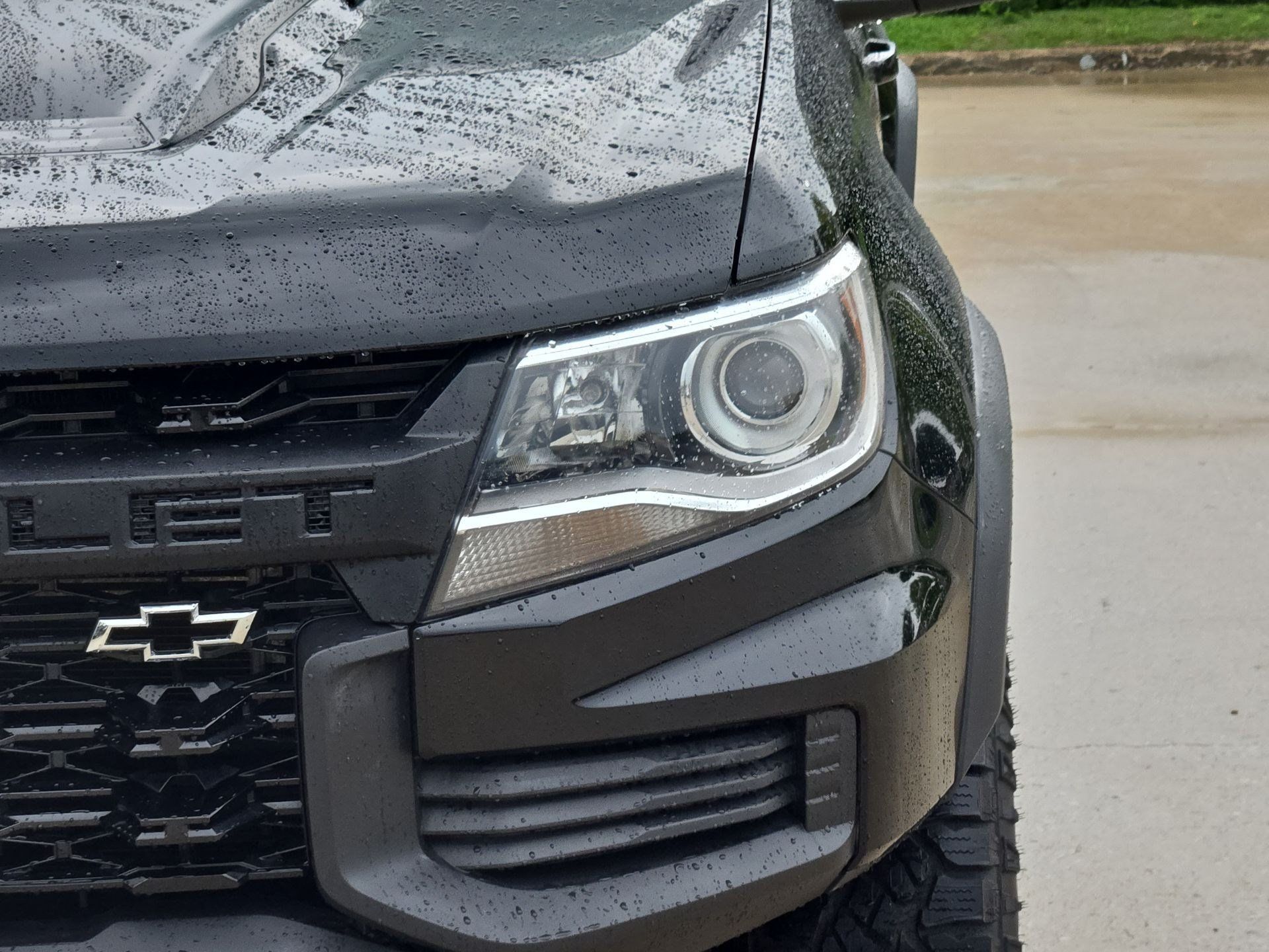 Used 2022 Chevrolet Colorado ZR2 AWD/4WD image 11