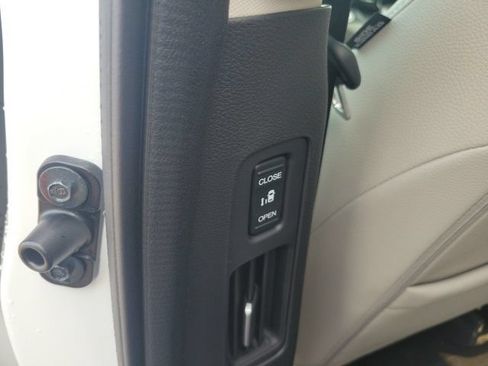 New 2026 Honda Odyssey EX-L image 17