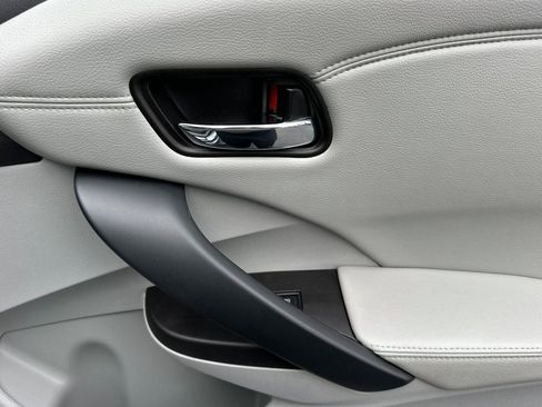 Used 2018 Acura RDX AWD w/ Advance Package image 19