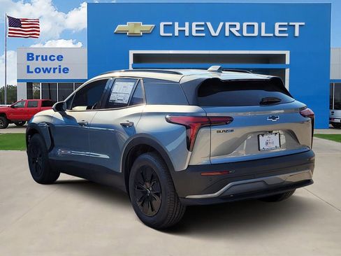 New 2026 Chevrolet Blazer EV LT image 3