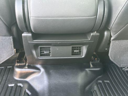 Used 2024 Chevrolet Silverado 1500 W/T w/ WT Value Package AWD/4WD image 21