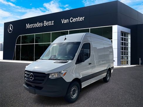 New 2025 Mercedes-Benz Sprinter 2500 image 7