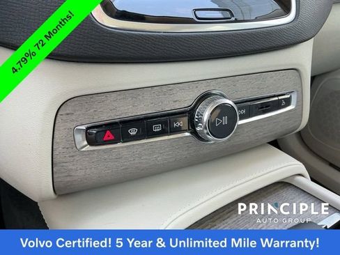 Certified 2024 Volvo XC90 B6 Plus w/ Protection Package Premier image 17