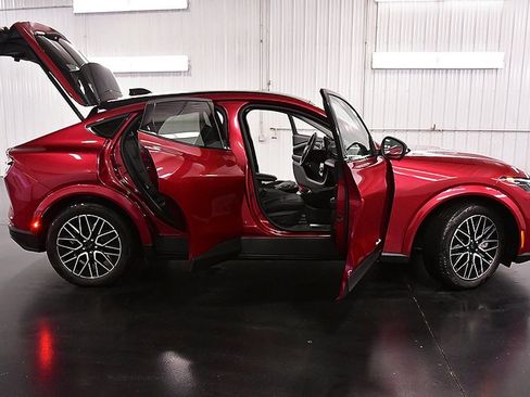 Used 2025 Ford Mustang Mach-E Premium image 29