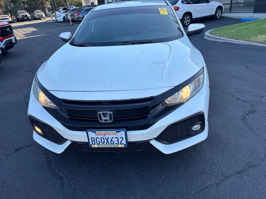 Used 2017 Honda Civic Sport image 9