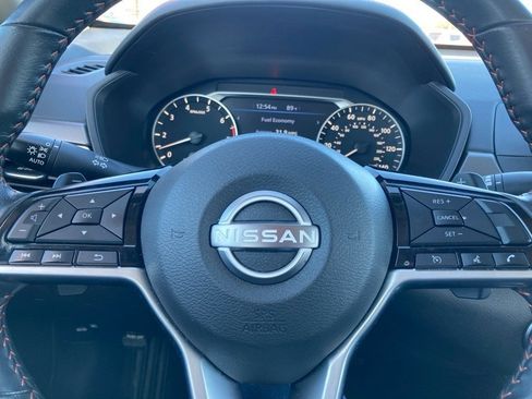 Used 2025 Nissan Altima 2.5 SR image 18