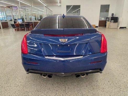 Used 2018 Chrysler 300 S AWD/4WD image 5
