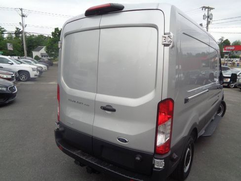 Used 2018 Ford Transit 250 148 Medium Roof RWD image 23