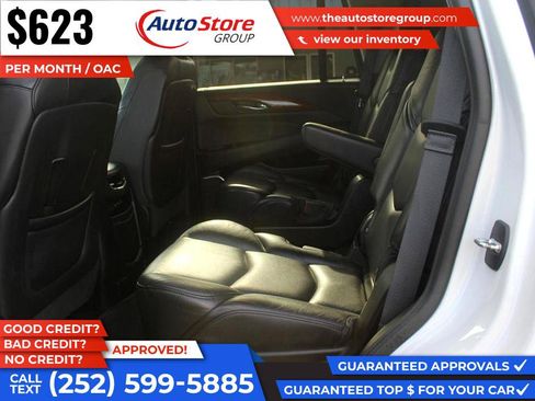 Used 2019 Cadillac Escalade Premium Luxury AWD/4WD image 12