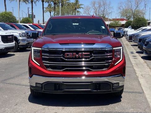 Used 2023 GMC Sierra 1500 SLT w/ SLT Premium Package AWD/4WD image 3