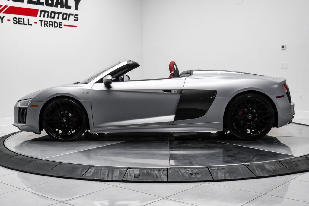 Used 2018 Audi R8 V10 AWD/4WD image 22