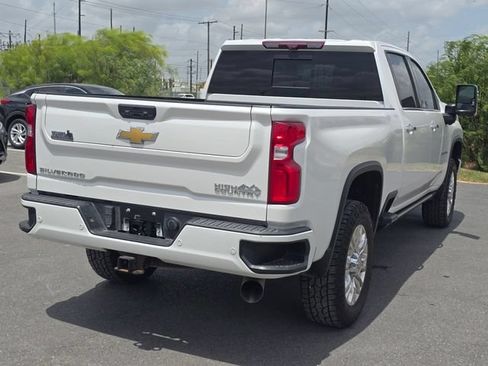 Used 2023 Chevrolet Silverado 2500 High Country w/ Technology Package AWD/4WD image 5