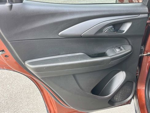 Used 2021 Chevrolet TrailBlazer ACTIV w/ Sun and Liftgate Package image 16