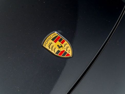 Used 2018 Porsche Panamera 4S AWD/4WD image 36