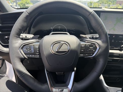 Used 2024 Lexus TX 500h AWD w/ Technology Package image 18