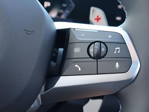 Used 2026 BMW X1 M35i w/ Technology Package image 23