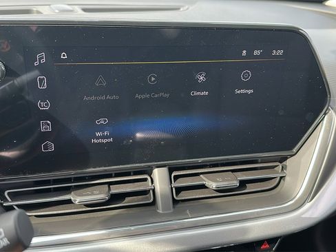 New 2025 Chevrolet Trax LT w/ LT Convenience Package image 19