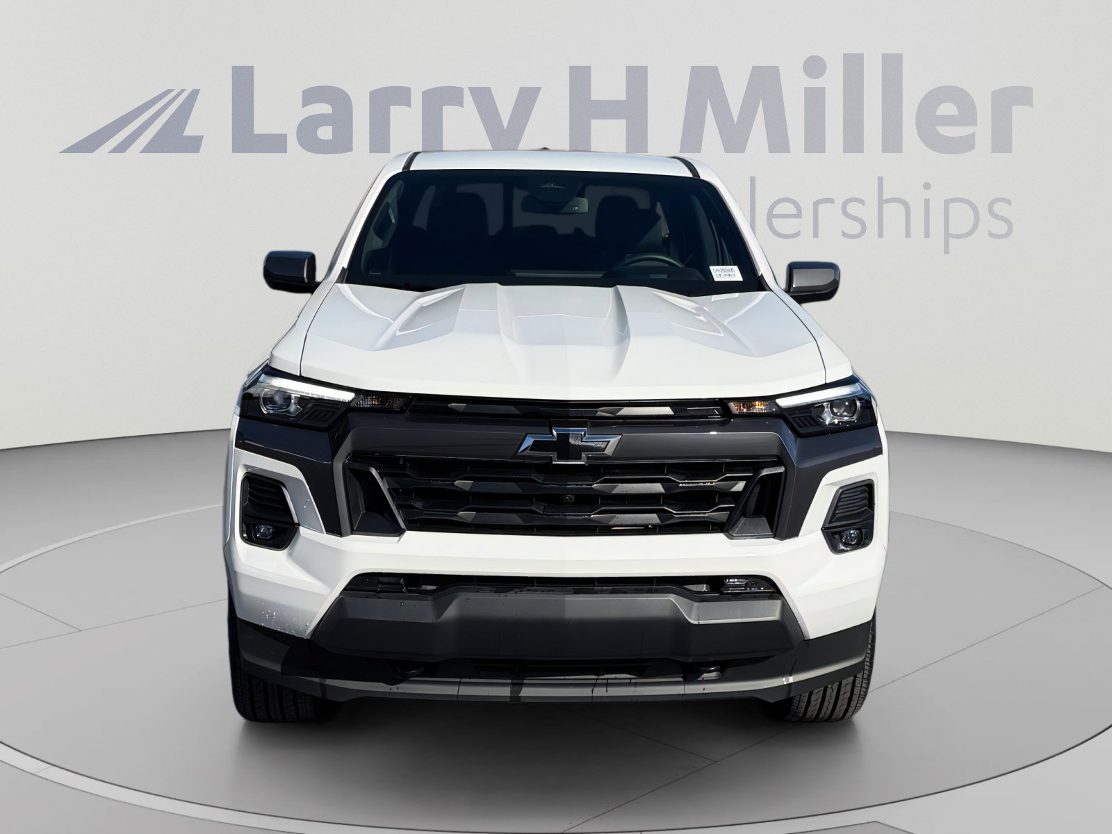 New 2026 Chevrolet Colorado LT w/ LT Convenience Package AWD/4WD image 8