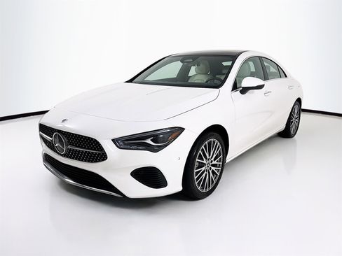 Certified 2025 Mercedes-Benz CLA 250 image 3