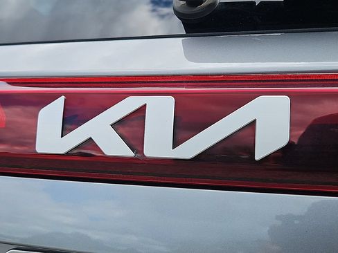 Certified 2024 Kia Seltos EX AWD/4WD image 33