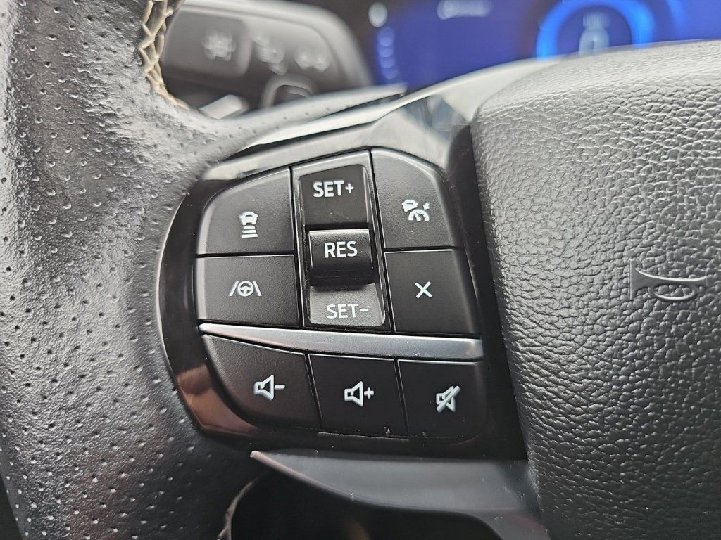 Used 2023 Ford Explorer ST w/ Equipment Group 401A AWD/4WD image 39