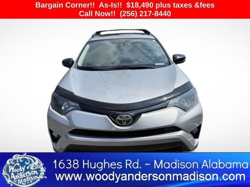 Used 2018 Toyota RAV4 Adventure FWD image 6