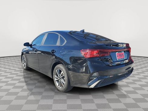 Used 2024 Kia Forte LXS image 4