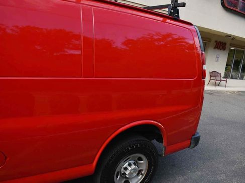Used 2020 Chevrolet Express 2500 RWD image 72