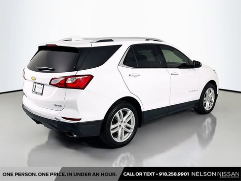 Used 2018 Chevrolet Equinox Premier FWD image 5