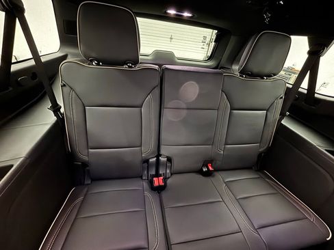 New 2026 GMC Yukon XL Elevation w/ LPO, Elevation Black Package image 43