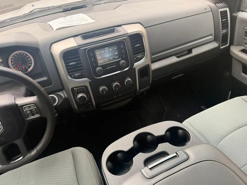 Used 2019 RAM 1500 Classic SLT AWD/4WD image 21