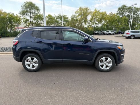 Used 2020 Jeep Compass Latitude w/ Cold Weather Group AWD/4WD image 4