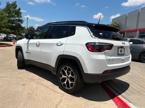 Used 2025 Jeep Compass Limited AWD/4WD image 8