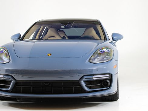 Used 2023 Porsche Panamera GTS AWD/4WD image 13