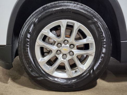 Used 2018 Chevrolet Traverse LS FWD image 28