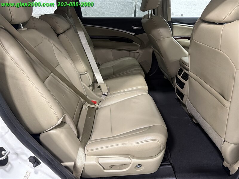 Used 2015 Acura MDX w/ Technology Package AWD/4WD image 10