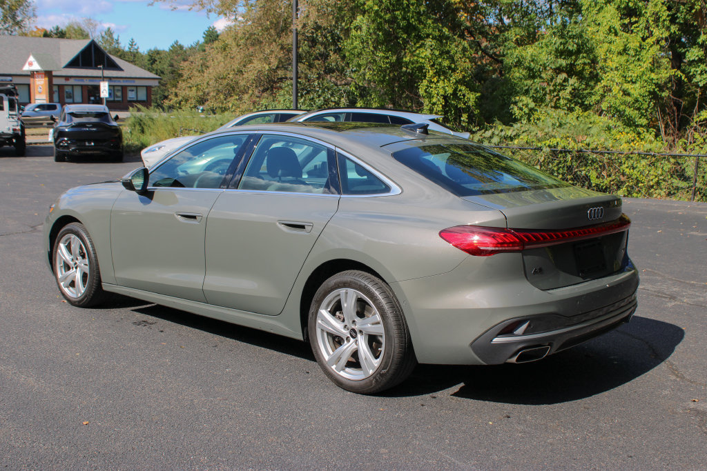Used 2025 Audi A5 Premium w/ Convenience Package AWD/4WD image 3