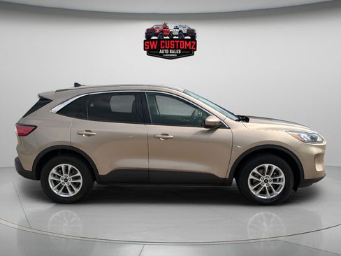 Used 2021 Ford Escape SE w/ Convenience Package AWD/4WD image 8